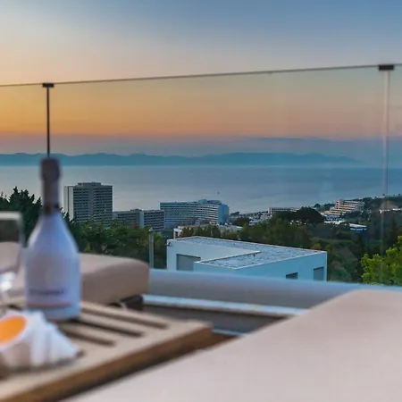 Flyviewflatsgold Privatehottub With Seaview Apartament *
