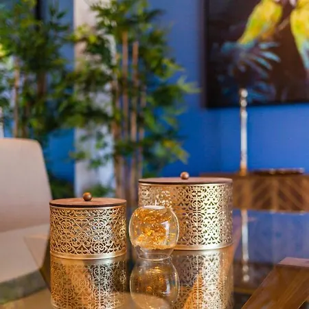 Flyviewflatsgold Privatehottub With Seaview *