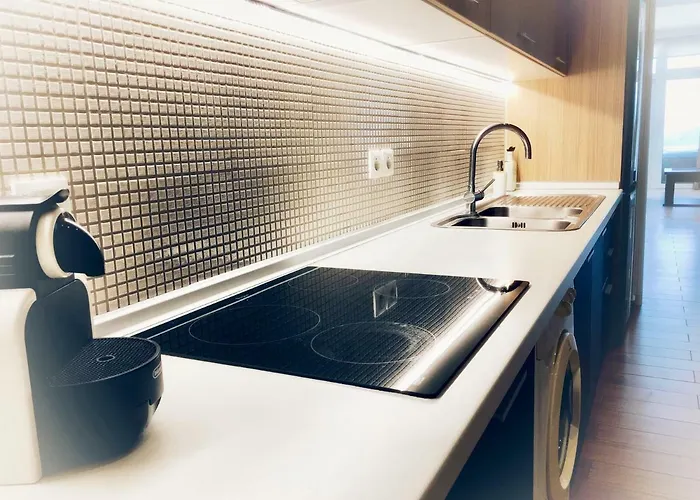 Flyviewflatsgold Privatehottub With Seaview *