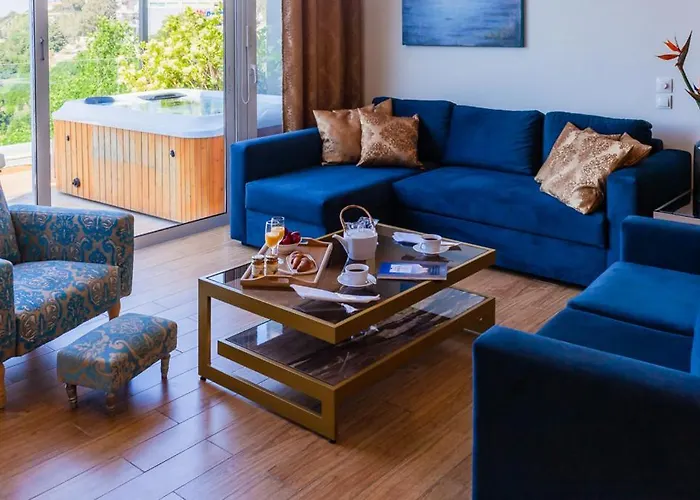 Flyviewflatsgold Privatehottub With Seaview Apartament *