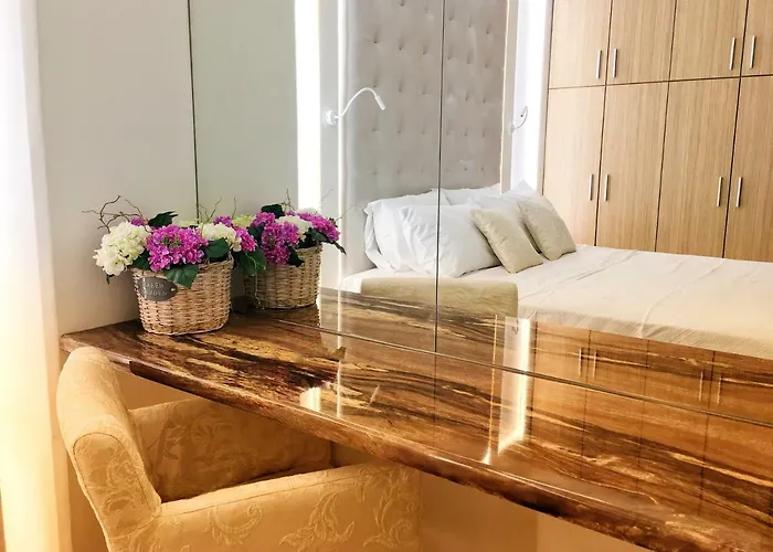 Flyviewflatsgold Privatehottub With Seaview Apartament *